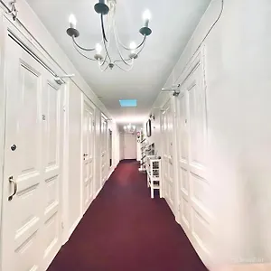 ** Hotel Senate Finland
