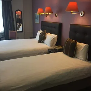 *** Hotel Parliament Ireland